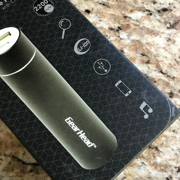 Gear head Micro Mobile Powerbank with Charging Cable NEW - Picture 3 of 7
